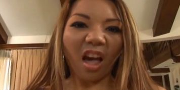 Keeani Lei Sandwiched In A 3some