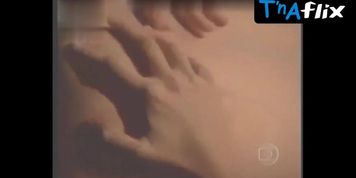 Ana Paula Arosio Sexy Scene  in Esperanca
