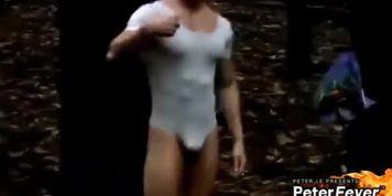 Peter Le na selva