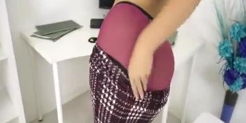 Dancing Girl 1