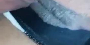 Casero cuarentena con ropa y de lado 