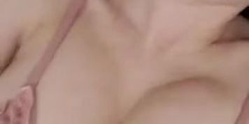 JenfoxxUwU close up teasing (2)