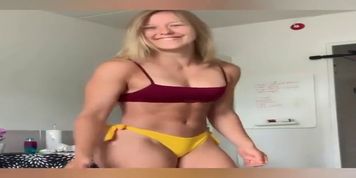 Quick fitness and sex. onlyfans. com/tifftuffstuff