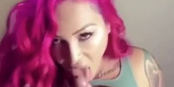 She makes him nut so fast every time 
