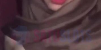 Hijab Sange Minta Di Ewe Ayang