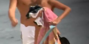 Spying asshole and labia when she bends