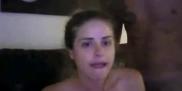 Hot girlfriend sucks and swallows