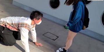 19???????????????????????????19years old amateur, huge dick attacks her mouth and pussy