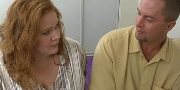 Fat girl is giving a head - video 34