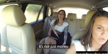 Lezzie taxi driver fingered by ginger babe
