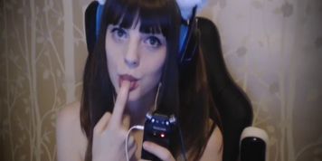 ASMR - Soe ASMR - Finger Sucking