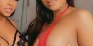 Iamhely - Lesbian