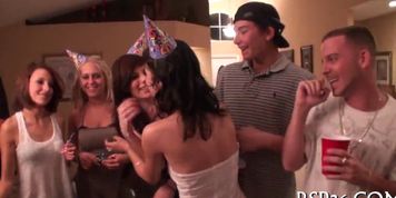 Sweet teens fuck at large - video 25
