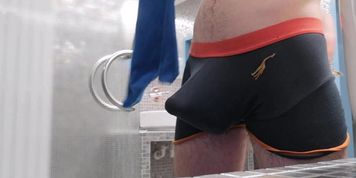 Fun on the swimming pool