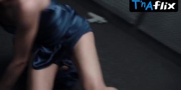 Samantha Jo Underwear Scene  in Lethal Weapon