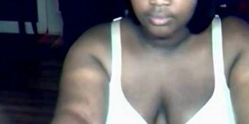 Teen Ebony Babe in Webcam - negrofloripa
