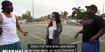 MIA KHALIFA - Sexe interracial avec une fille arabe triste et des mecs afro-am&iuml;&iquest;&frac12;ricains bien dot&iuml;&iquest;&frac12;s (Charlie Mac, Julianna Vega, Rico Strong, Sean Lawless, Violet Myers)