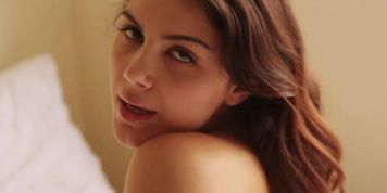 valentina nappi Zishy