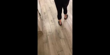 EXPLORING THE HOTEL WITH SCHOOLGIRL