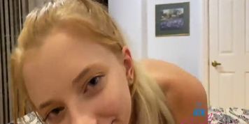 Cute skiny blonde teen sucking and footjob