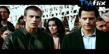 Jessica Alba Underwear Scene  in Fantastic Four