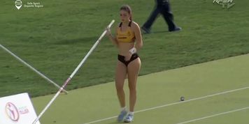 Clara Fernandez