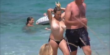 beach boobs