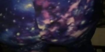Big ass shaking 