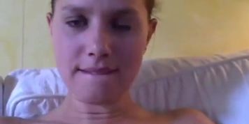 amandine masturbate