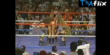 Beulah Mcgillicutty Sexy Scene  in Wwe Divas