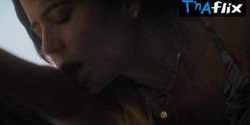 Juanita Molina Sexy Scene  in Medusa