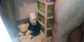 NerdyBiBear - Bussy and deepthroat training!
