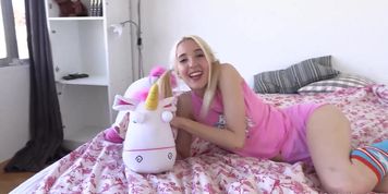 Sugar Lya &ndash; Honey Honey 720p 2021 VHQ
