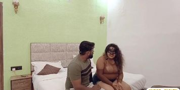 Newly Married Wife Caught Kissing Ex-BF Two Days Before Wedding, Husband Sees Her MMS Leak