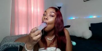 Ebony Webcam 2