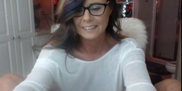 Cougar Sexy Slut Masturbate