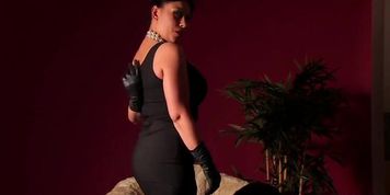 Danica Collins - Dressed and Undressed Like a Lady (Donna Ambrose)
