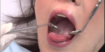 Dentist
