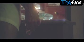 Bipasha Basu Sexy Scene  in Jism