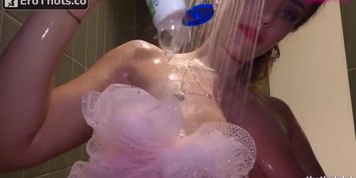 Gina Carla extreme shower masturbation 2 (Lauren Lee, Mariah Koenig)