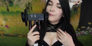 ASMR Ear Licking Cow