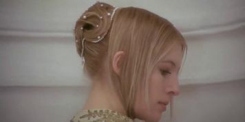 SEARCH CELEBRITY HD - Florence Bellamy nude - Immoral Tales (1974) (Isis Taylor)
