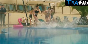 Kseniya Treyster Butt,  Breasts Scene  in Tysyacha Net I Odno Da