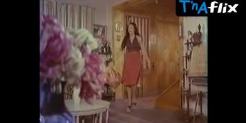 Gonul Eren Breasts,  Underwear Scene  in Horoz Gibi Masallah