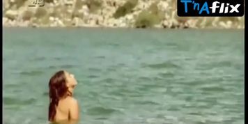 Fernanda Paes Leme Butt,  Breasts Scene  in O Homem Que Desafiou O Diabo