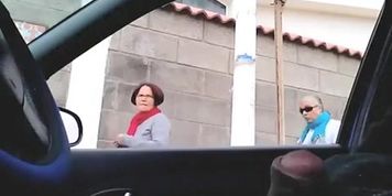 Dude plays with his dick in car