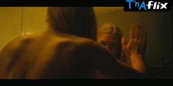 Oksana Akinshina Sexy Scene  in Sputnik