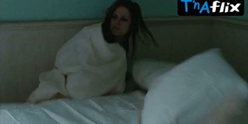 Kristen Stewart Sexy Scene  in Welcome To The Rileys