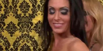 Mature Moist Muffs Julia Ann And Jessica Jaymes Eat Wet Pussy And Cum! lesbian (Evelyn Carson, Yulia Blondy)