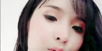 Mlive Aom Yumi
